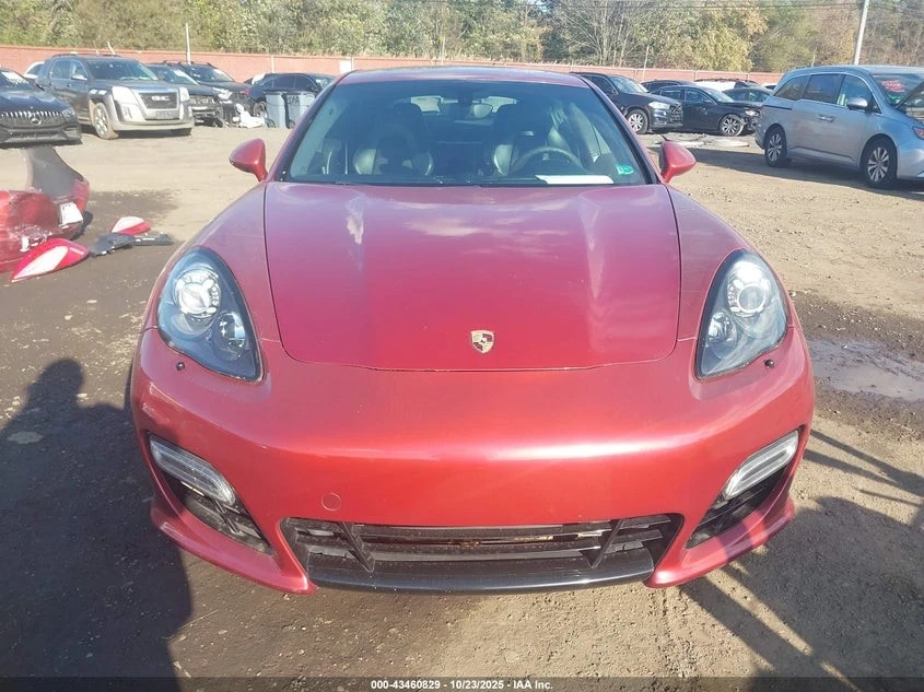 Porsche Panamera GTS Автокредит Цена до България, снимка 2 - Автомобили и джипове - 55435245