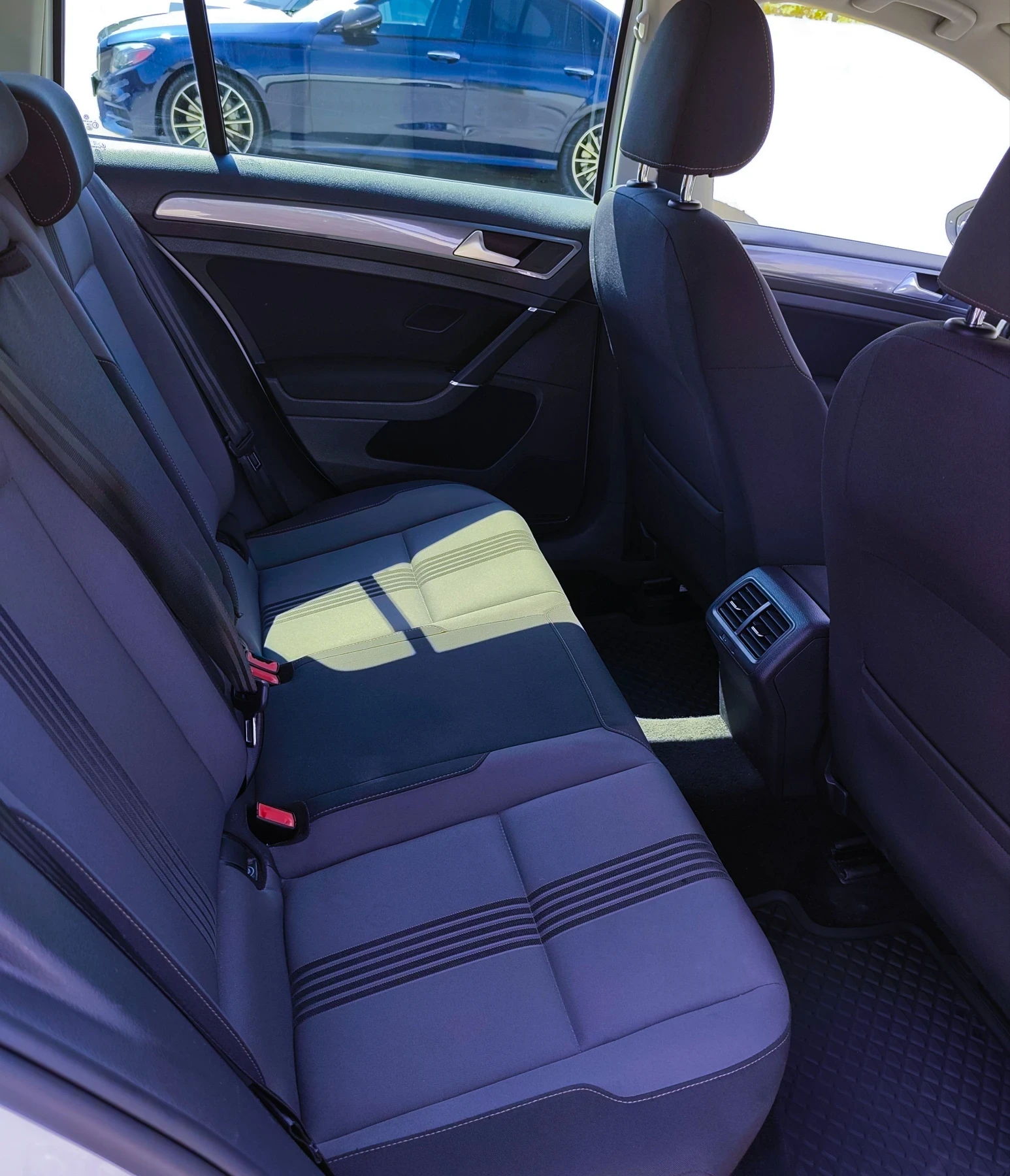 VW Golf Golf 7 2.0 D Automatic , снимка 15 - Автомобили и джипове - 55932007