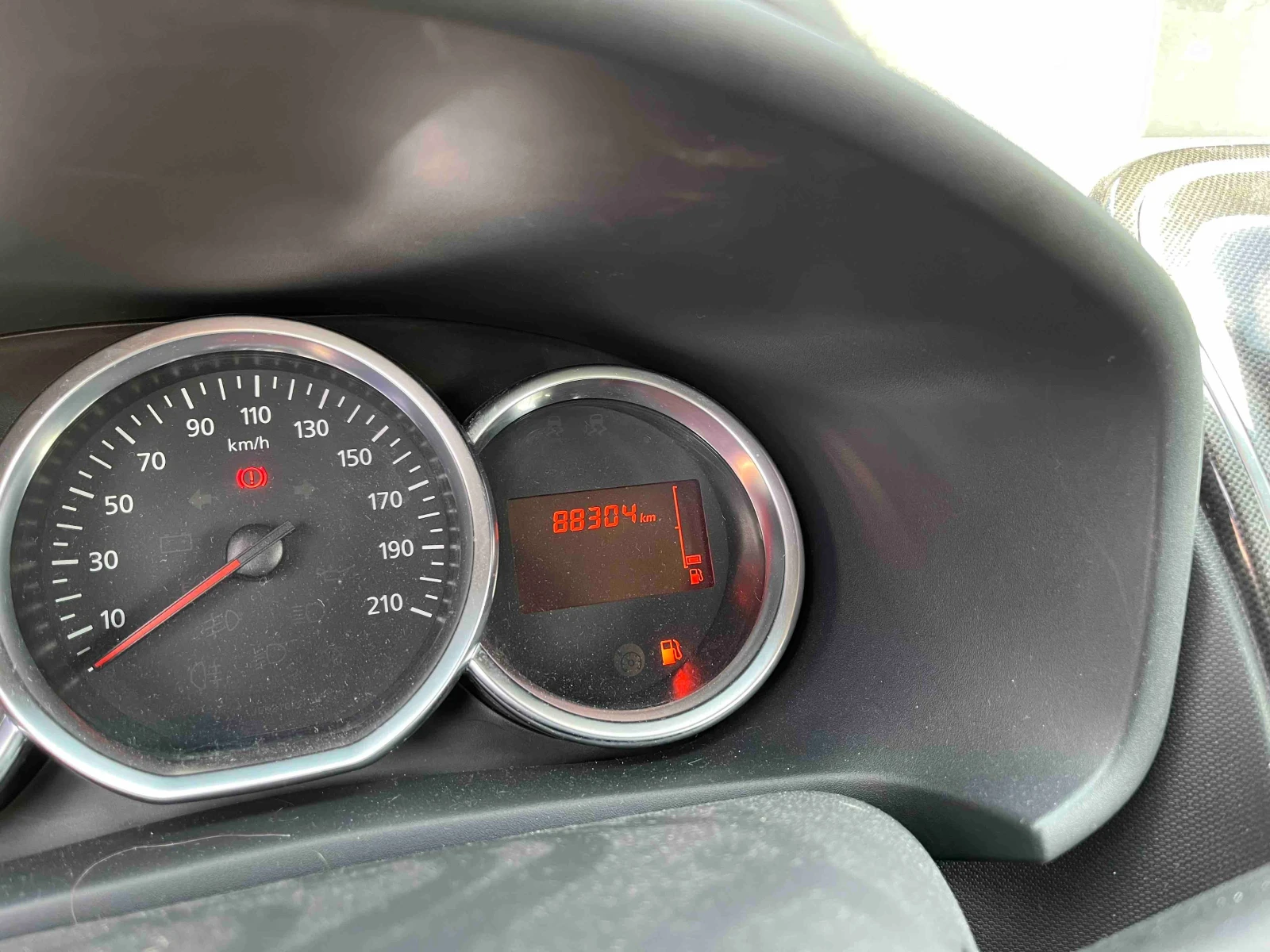 Dacia Sandero, снимка 7 - Автомобили и джипове - 56165433
