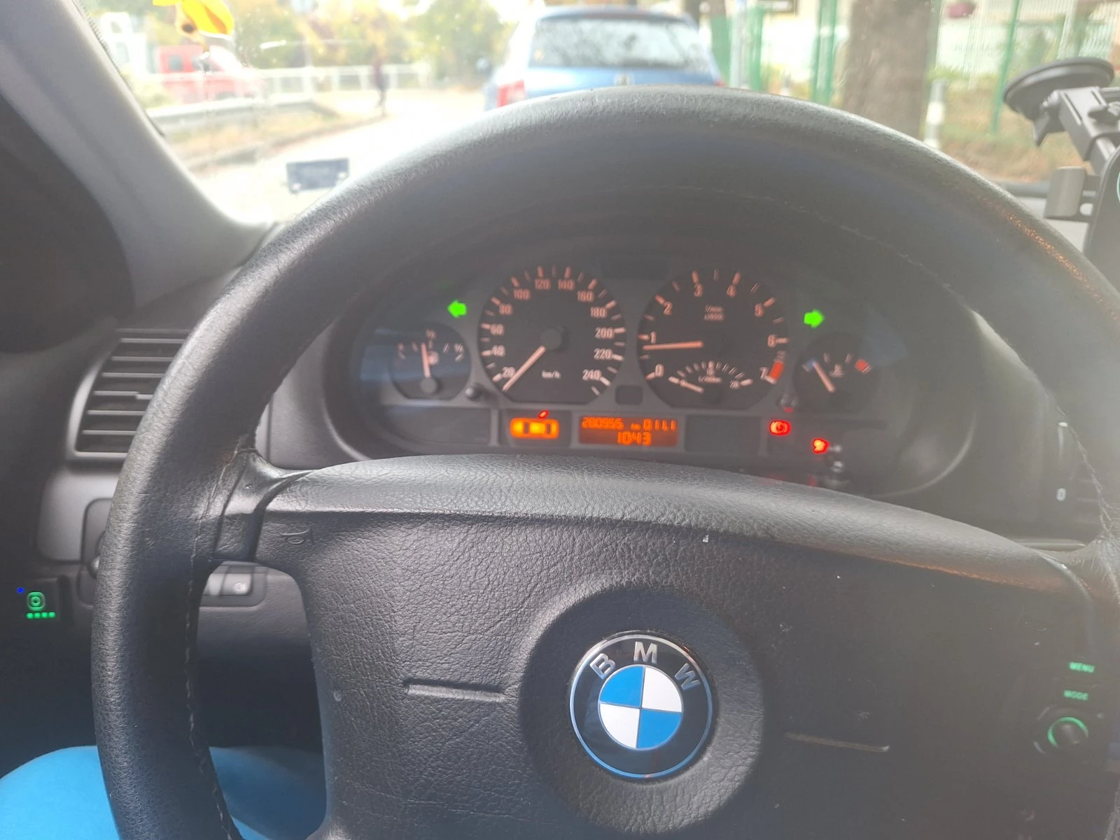 BMW 316, снимка 11 - Автомобили и джипове - 56504633