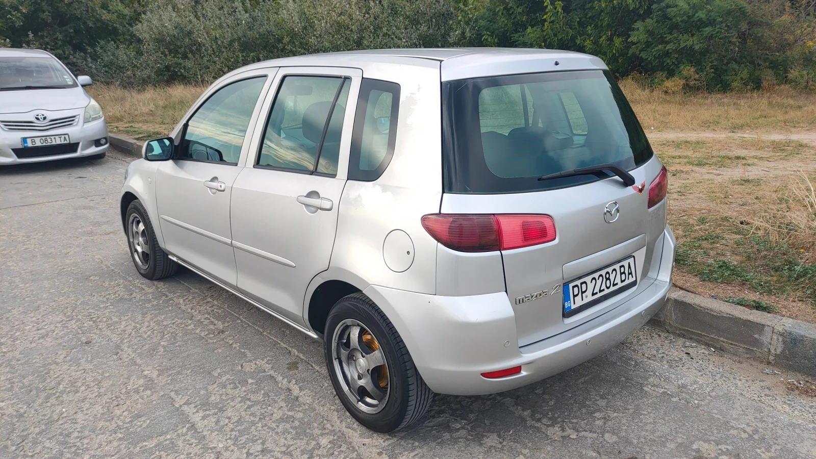 Mazda 2, снимка 3 - Автомобили и джипове - 56602010