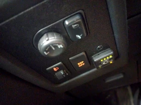 Nissan Qashqai 1.6 бенЗин + газ, снимка 6