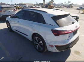 Audi Q8 E-Tron Premium Quattro, снимка 3