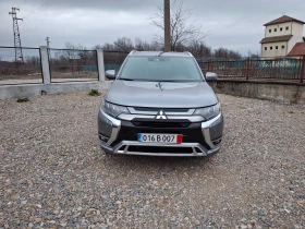     Mitsubishi Outlander 2.4 Plug-in 