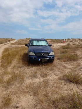  Mercedes-Benz ML 230