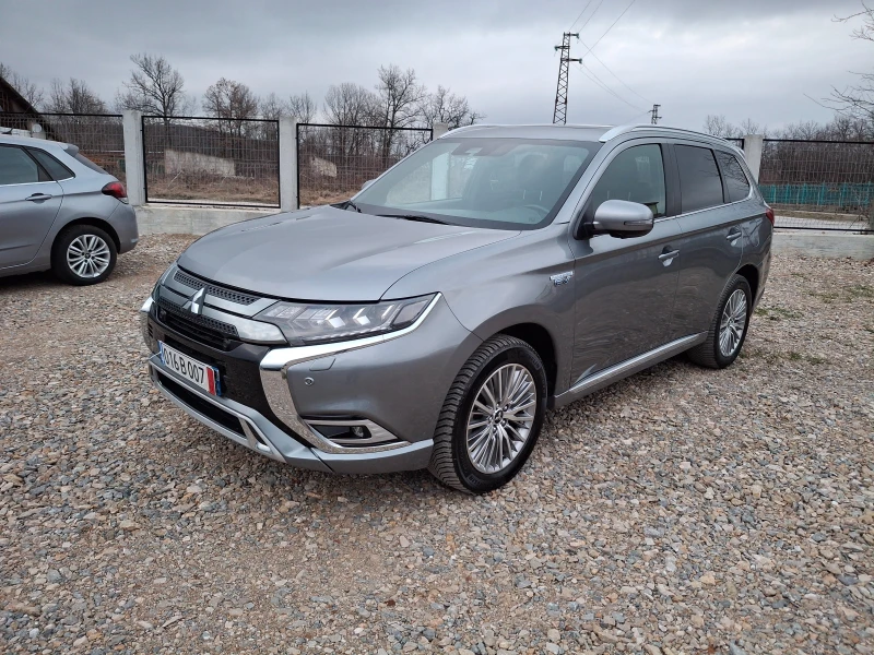 Mitsubishi Outlander 2.4 Plug-in хибрид, снимка 3 - Автомобили и джипове - 48998023