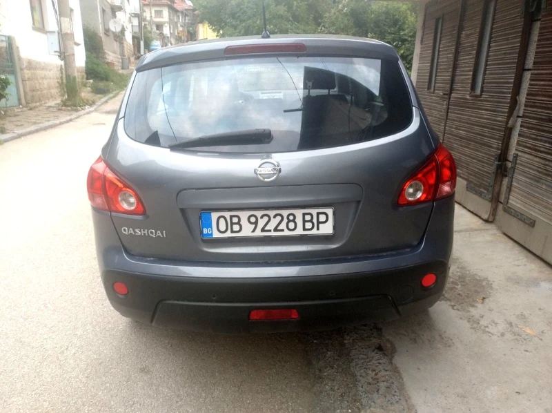 Nissan Qashqai 1.6 бенЗин + газ, снимка 2 - Автомобили и джипове - 51282183