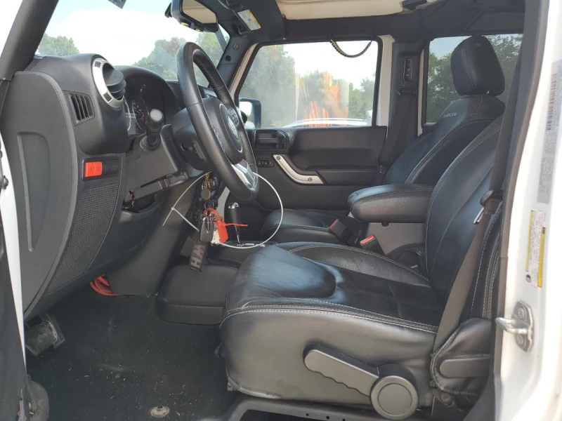 Jeep Wrangler UNLIMITED RUBICON / ТОП / НАЛИЧЕН КАРФАКС /, снимка 7 - Автомобили и джипове - 52495927