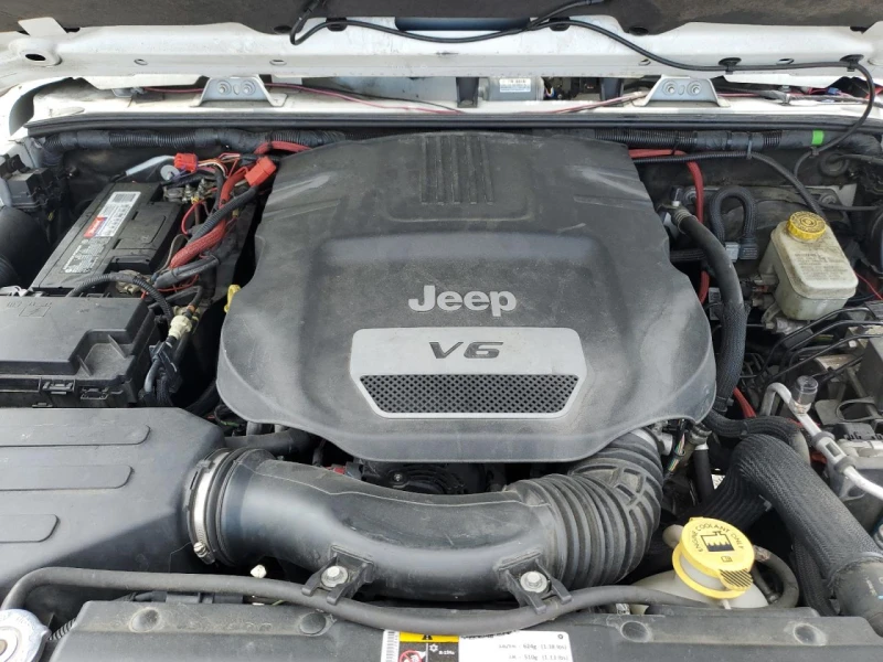 Jeep Wrangler UNLIMITED RUBICON / ТОП / НАЛИЧЕН КАРФАКС /, снимка 12 - Автомобили и джипове - 52495927