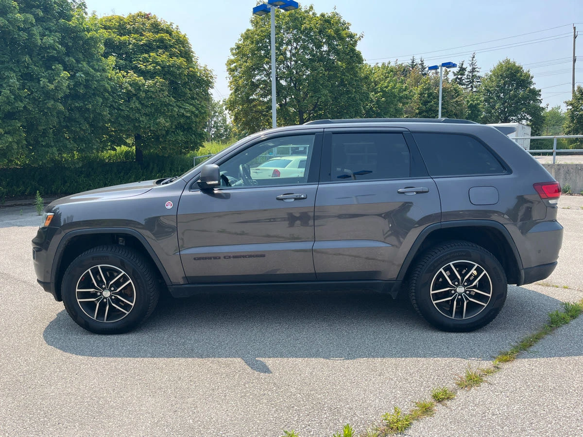 Jeep Grand cherokee 2018 TRAILHAWK 5.7 R/T* КЛИП НА МОТОРА*  - изображение 3