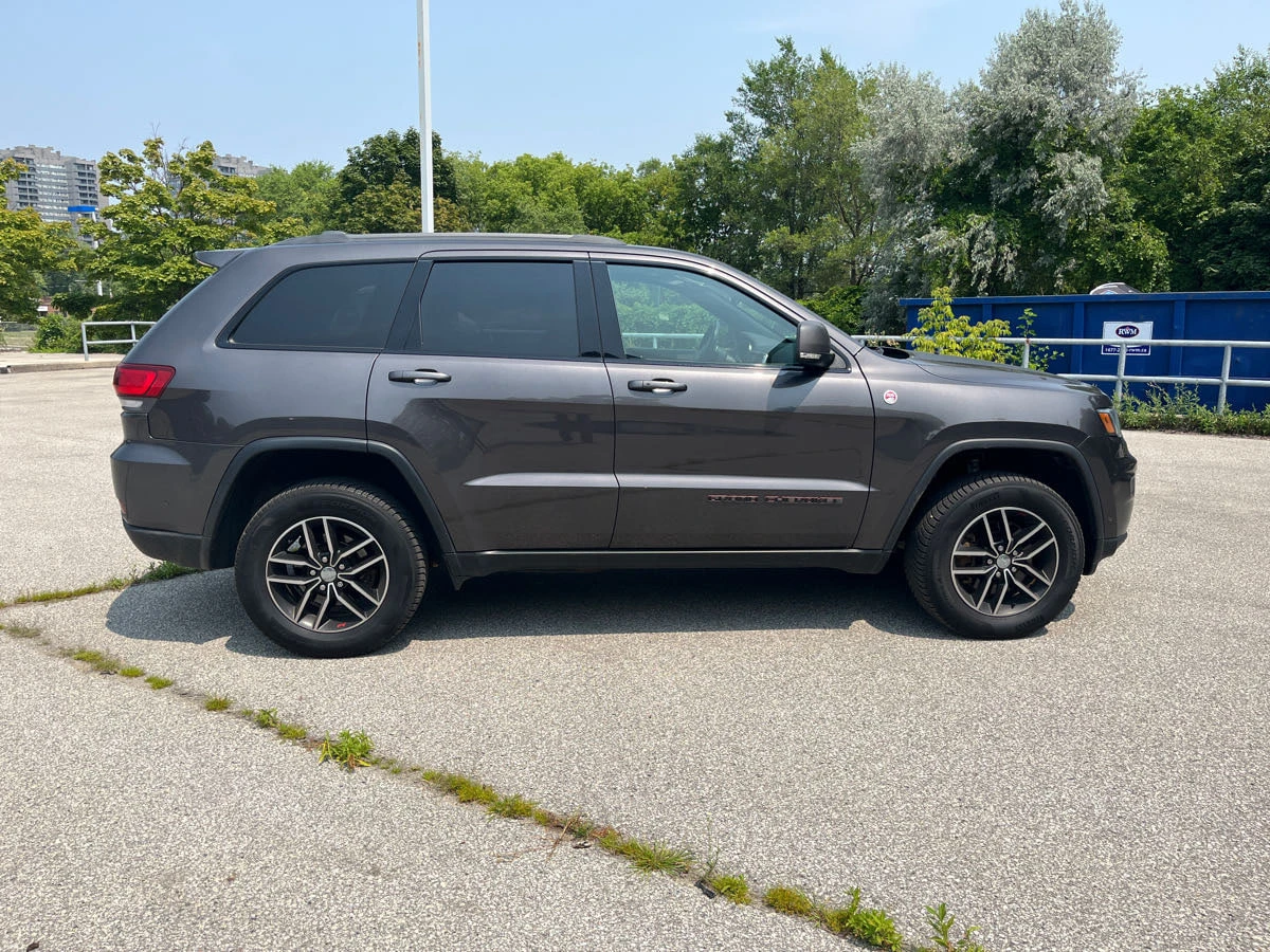 Jeep Grand cherokee 2018 TRAILHAWK 5.7 R/T* КЛИП НА МОТОРА*  - изображение 4