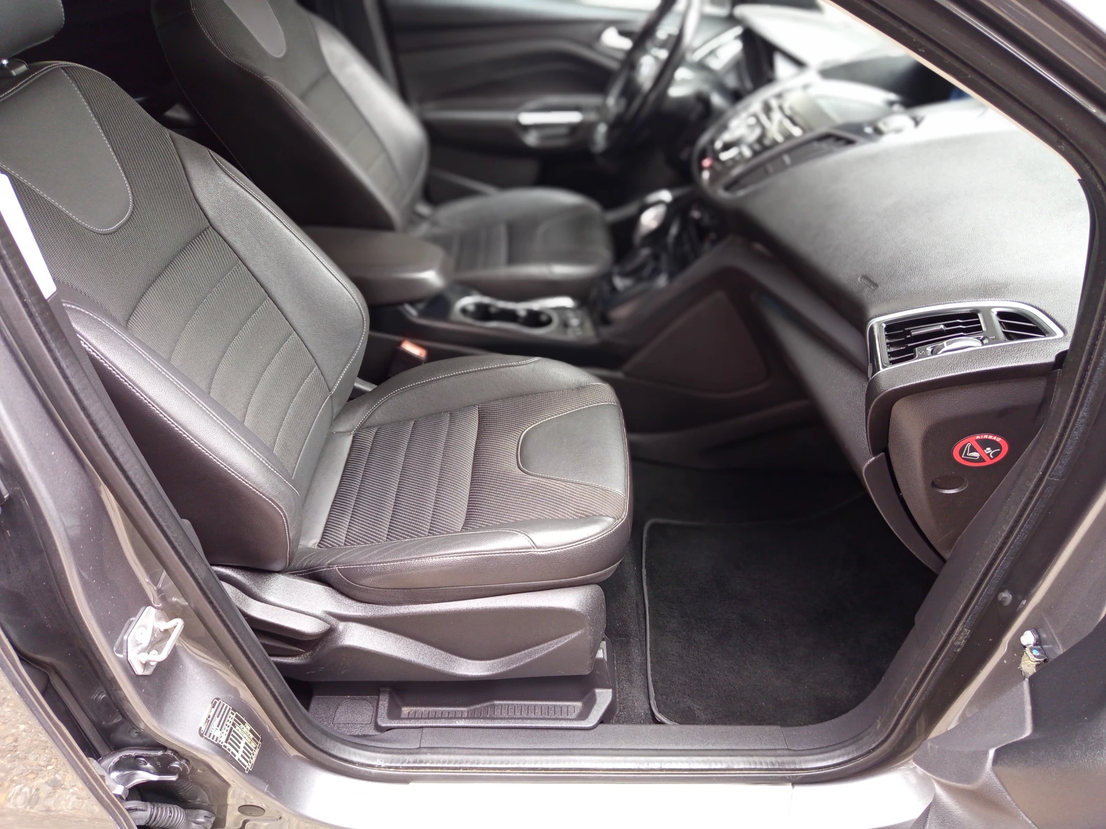 Ford Kuga 1.6 i 4 × 4  - изображение 8