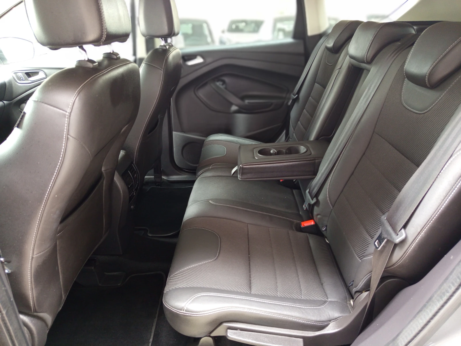 Ford Kuga 1.6 i 4 × 4  - изображение 9