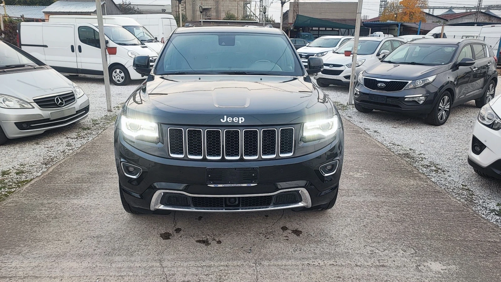 Jeep Grand cherokee 3.0 DIESEL OVERLAND 4X4 | Mobile.bg — изображение 2