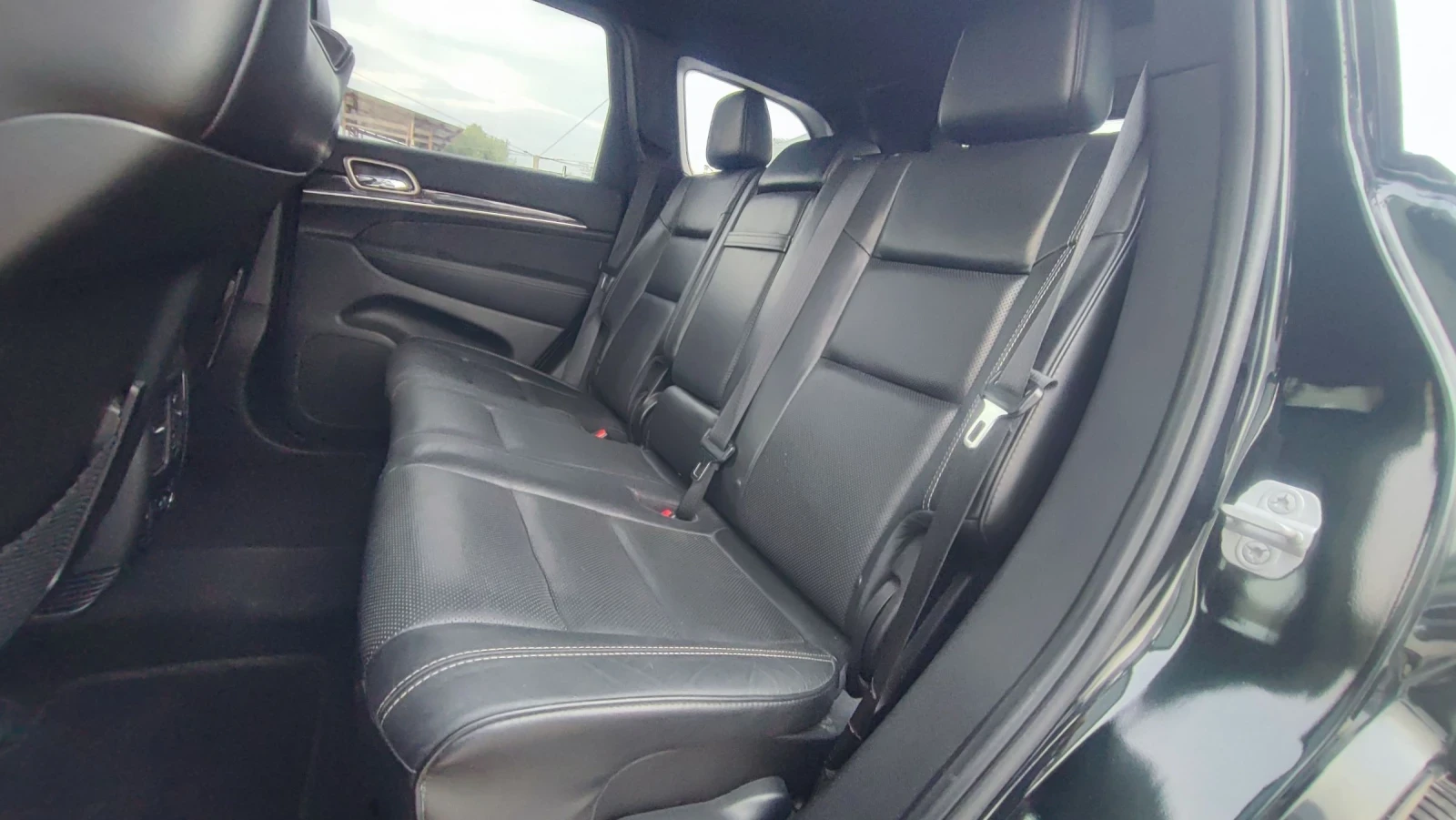 Jeep Grand cherokee 3.0 DIESEL OVERLAND 4X4 | Mobile.bg — изображение 13