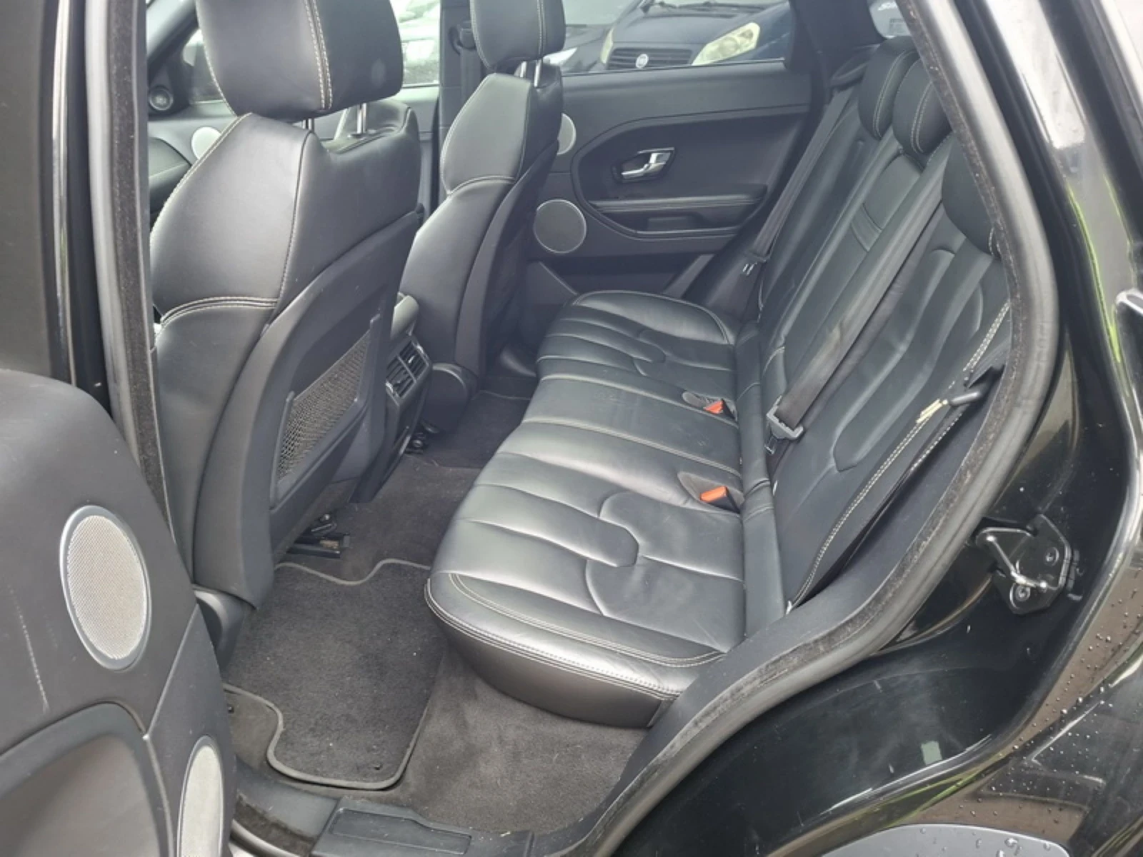 Land Rover Range Rover Evoque 2.2D | AWD | Автоматик  | Всички екстри , снимка 10 - Автомобили и джипове - 53752954