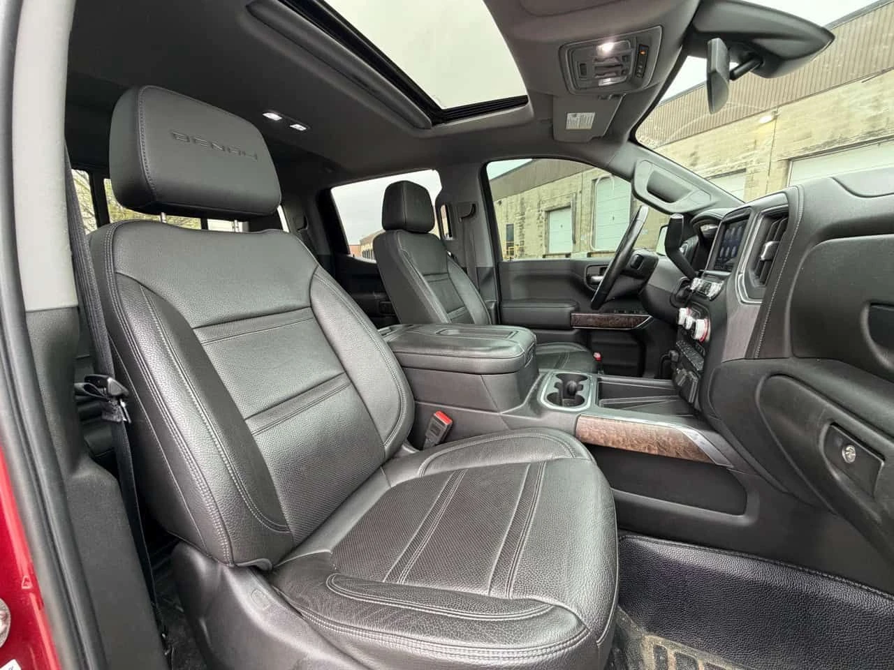 Gmc Sierra * Denali * CARFAX * ПОДГРЕВ * КАМЕРА * ПАМЕТ, снимка 16 - Автомобили и джипове - 54355043