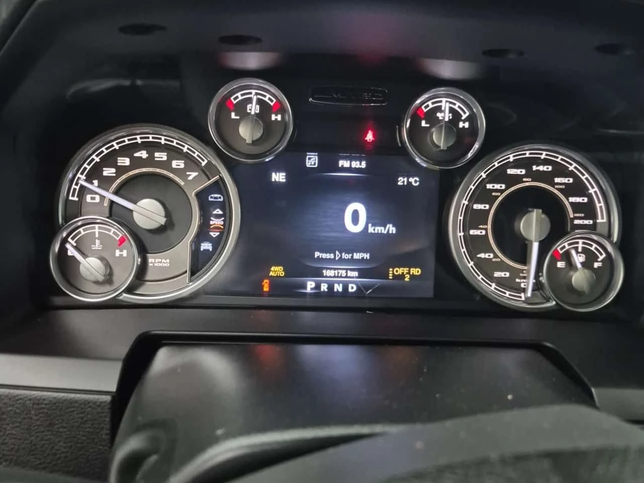 Dodge RAM 1500 * Limited* АВТОКРЕДИТ БЕЗ ПЪРВОНАЧАЛНА ВНОСКА* , снимка 8 - Автомобили и джипове - 54587011