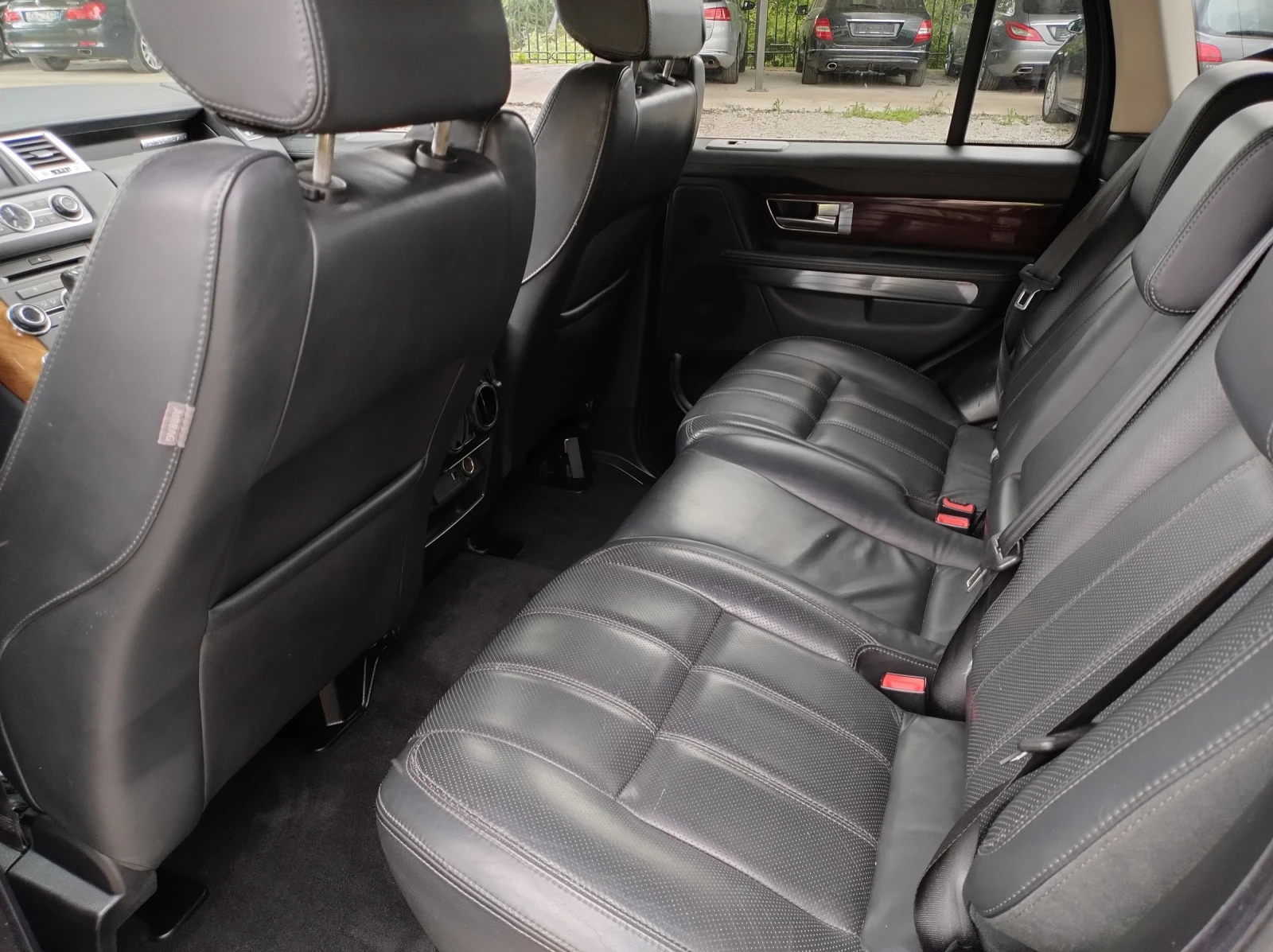Land Rover Range Rover Sport 3.0 D HSE V6 FACE LIFT, снимка 11 - Автомобили и джипове - 54781443