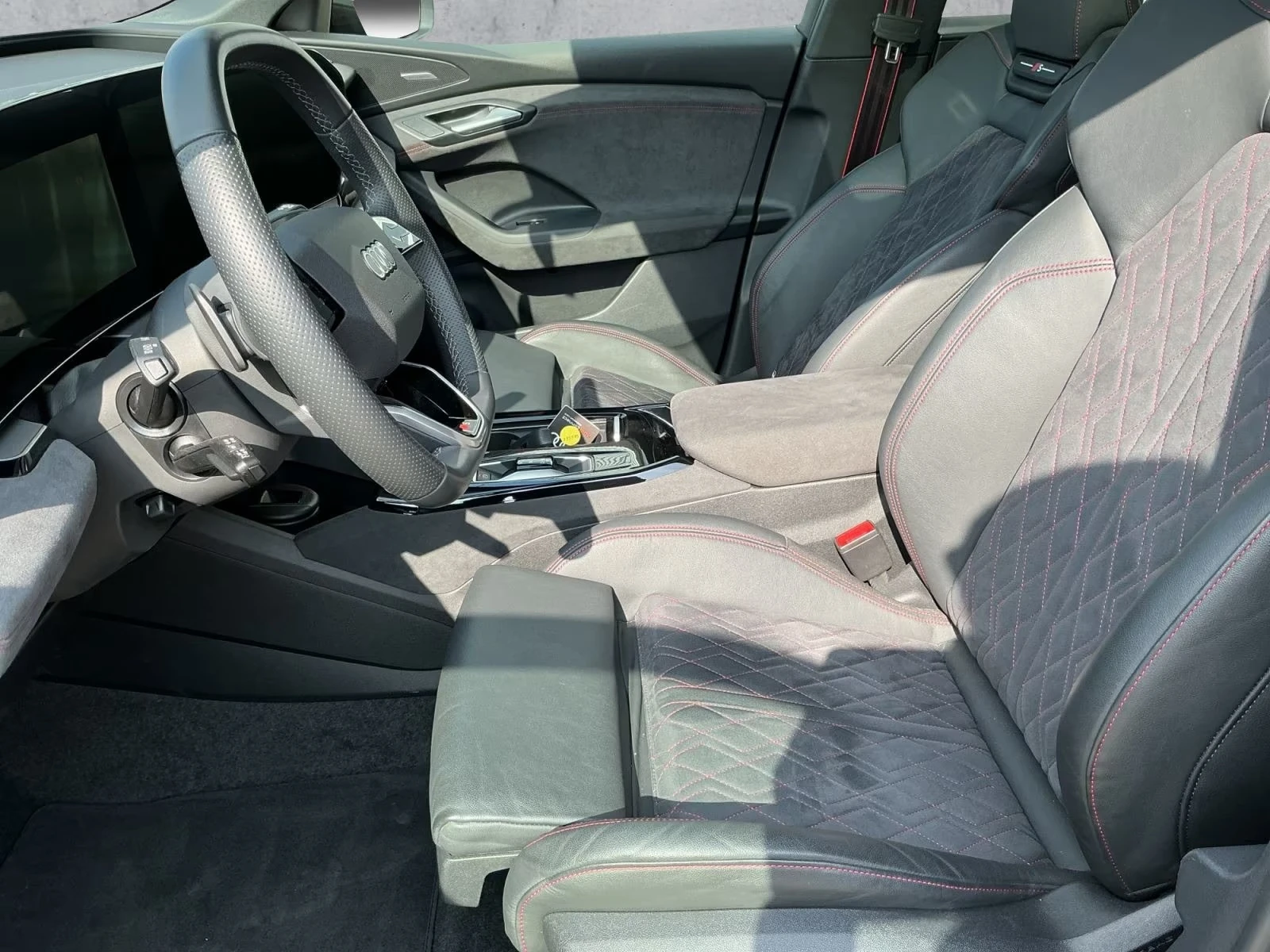 Audi Q6 SQ6 E-TRON / MMI PRO / B&O / MATRIX / 360 / HUD /, снимка 11 - Автомобили и джипове - 55198915