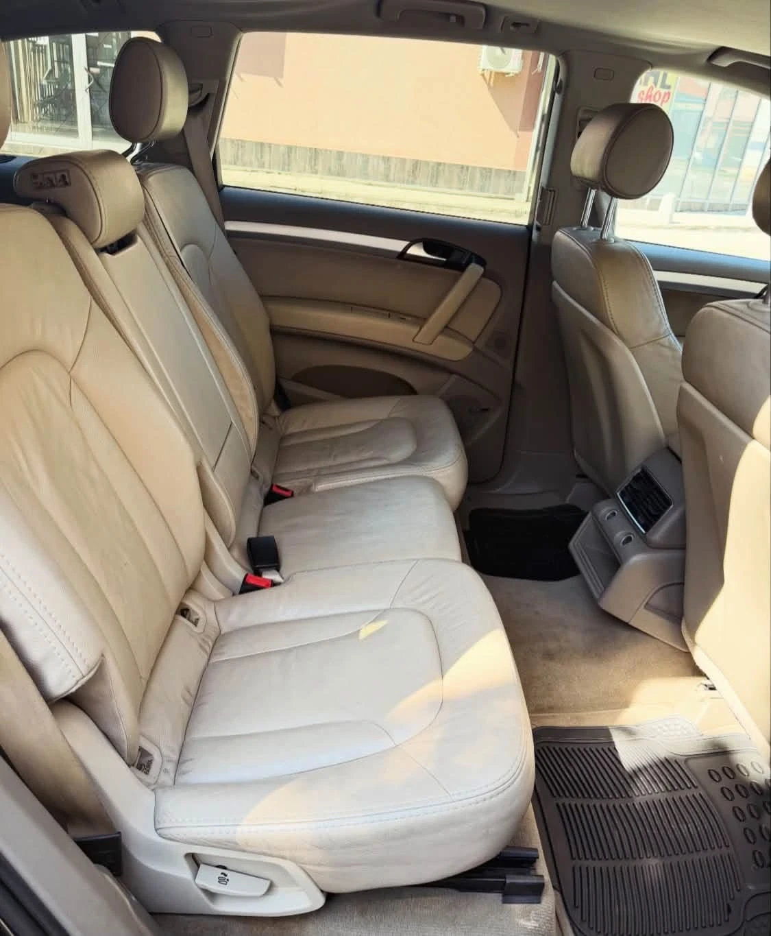 Audi Q7, снимка 6 - Автомобили и джипове - 56017292