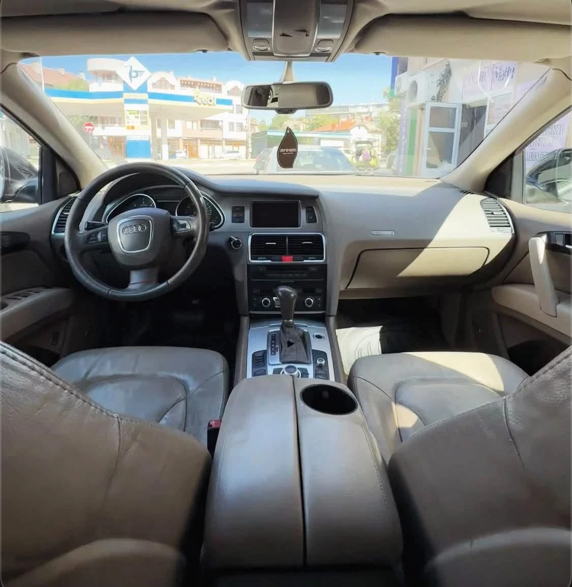 Audi Q7, снимка 5 - Автомобили и джипове - 56017292