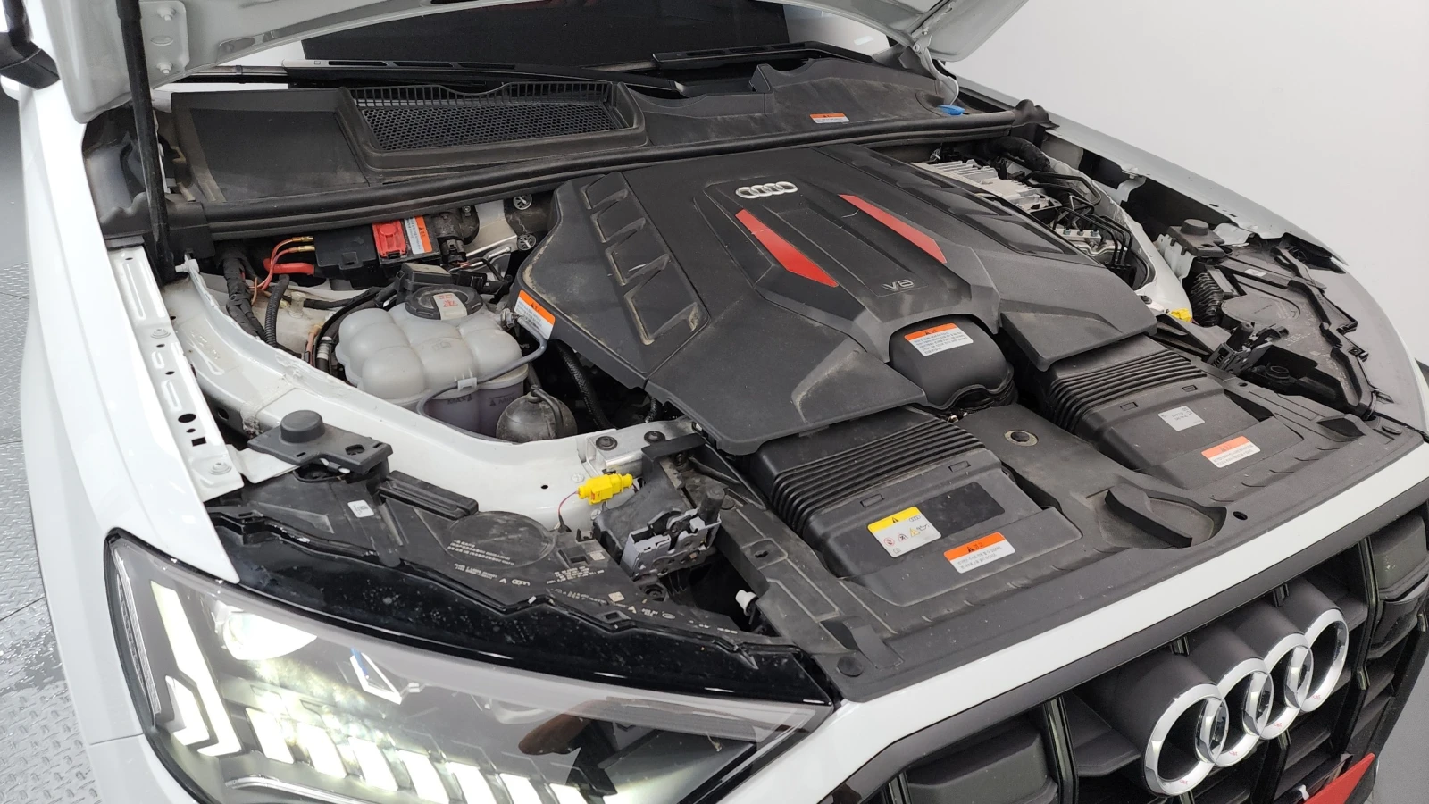Audi SQ7 4.0 TFSI QUATTRO * FULL MAX, снимка 5 - Автомобили и джипове - 56327048