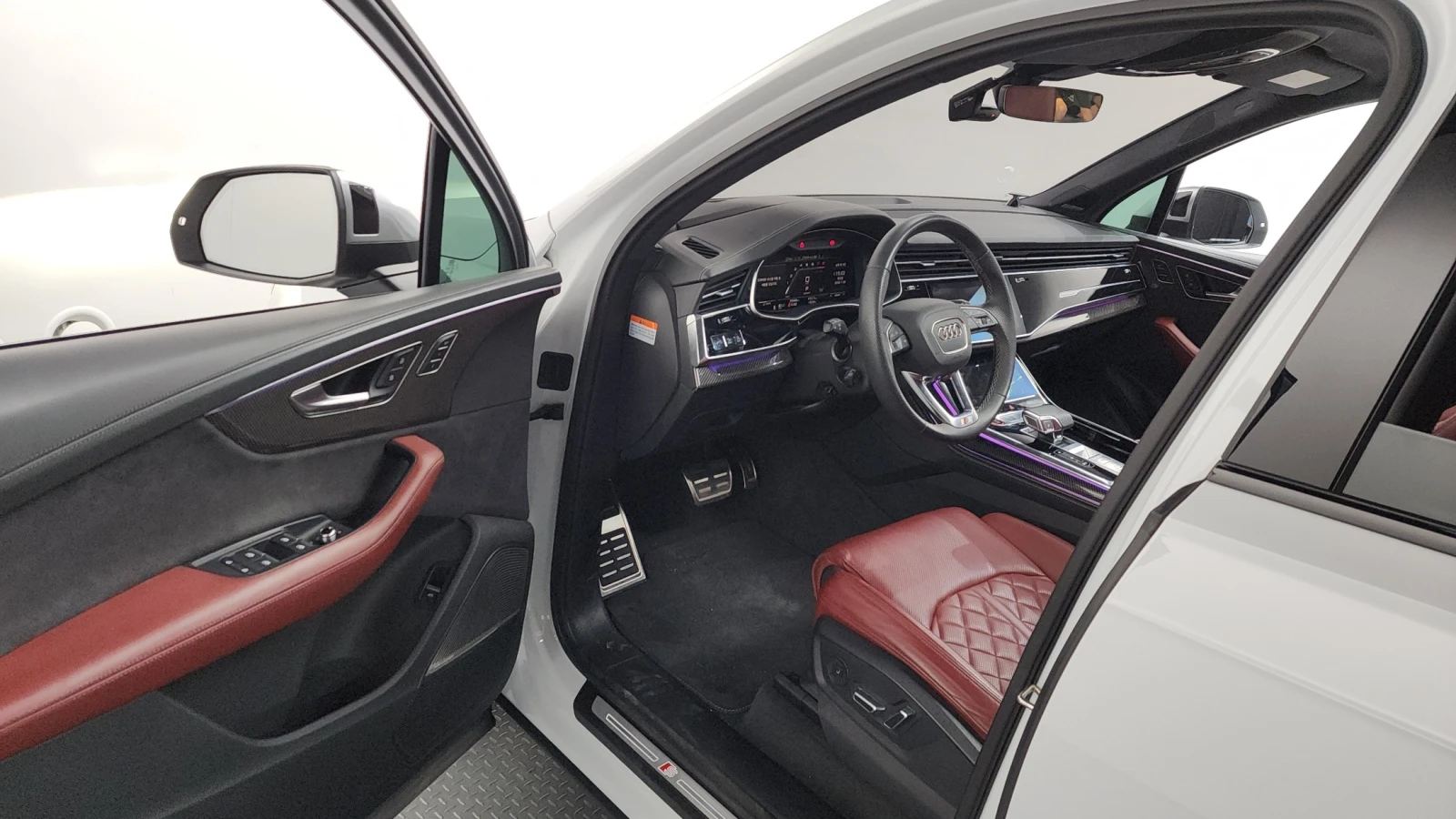 Audi SQ7 4.0 TFSI QUATTRO * FULL MAX, снимка 9 - Автомобили и джипове - 56327048
