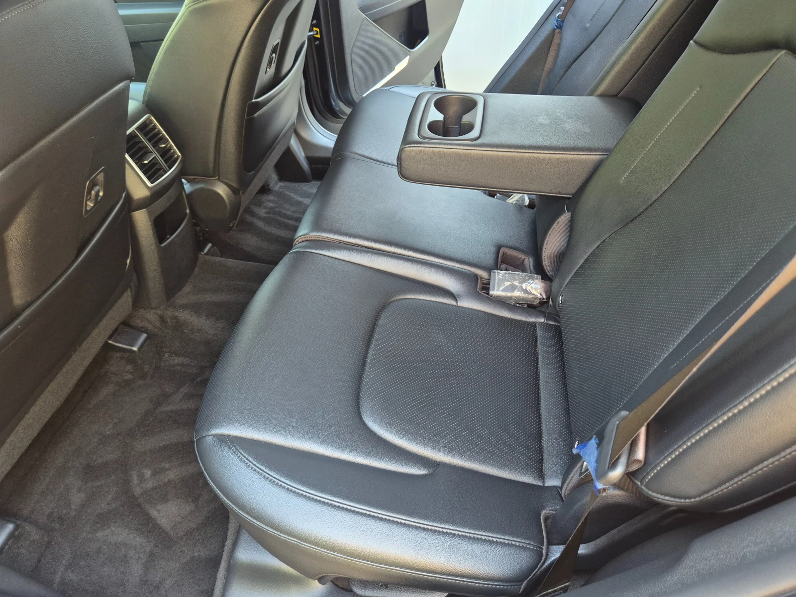 Kia Sportage 2.0 CRDI 4�2 - ������� � �� | Mobile.bg � ����������� 6