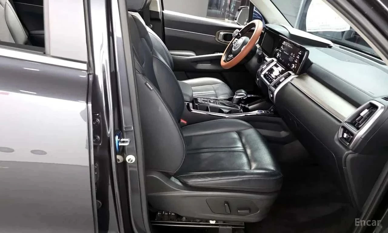 Kia Sorento, снимка 12 - Автомобили и джипове - 56716861
