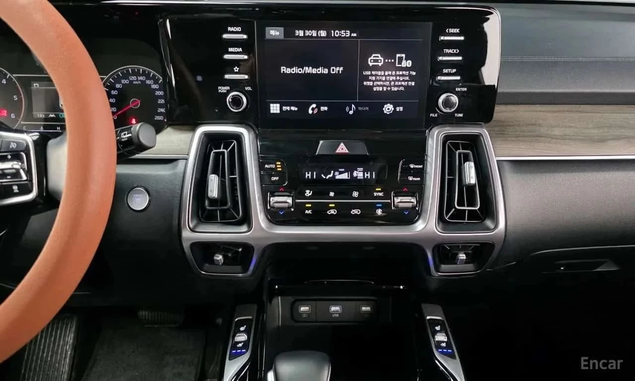 Kia Sorento, снимка 17 - Автомобили и джипове - 56716861