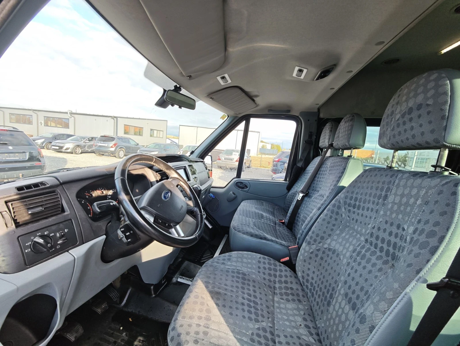 Ford Transit Пътническите, снимка 9 - Бусове и автобуси - 56060483