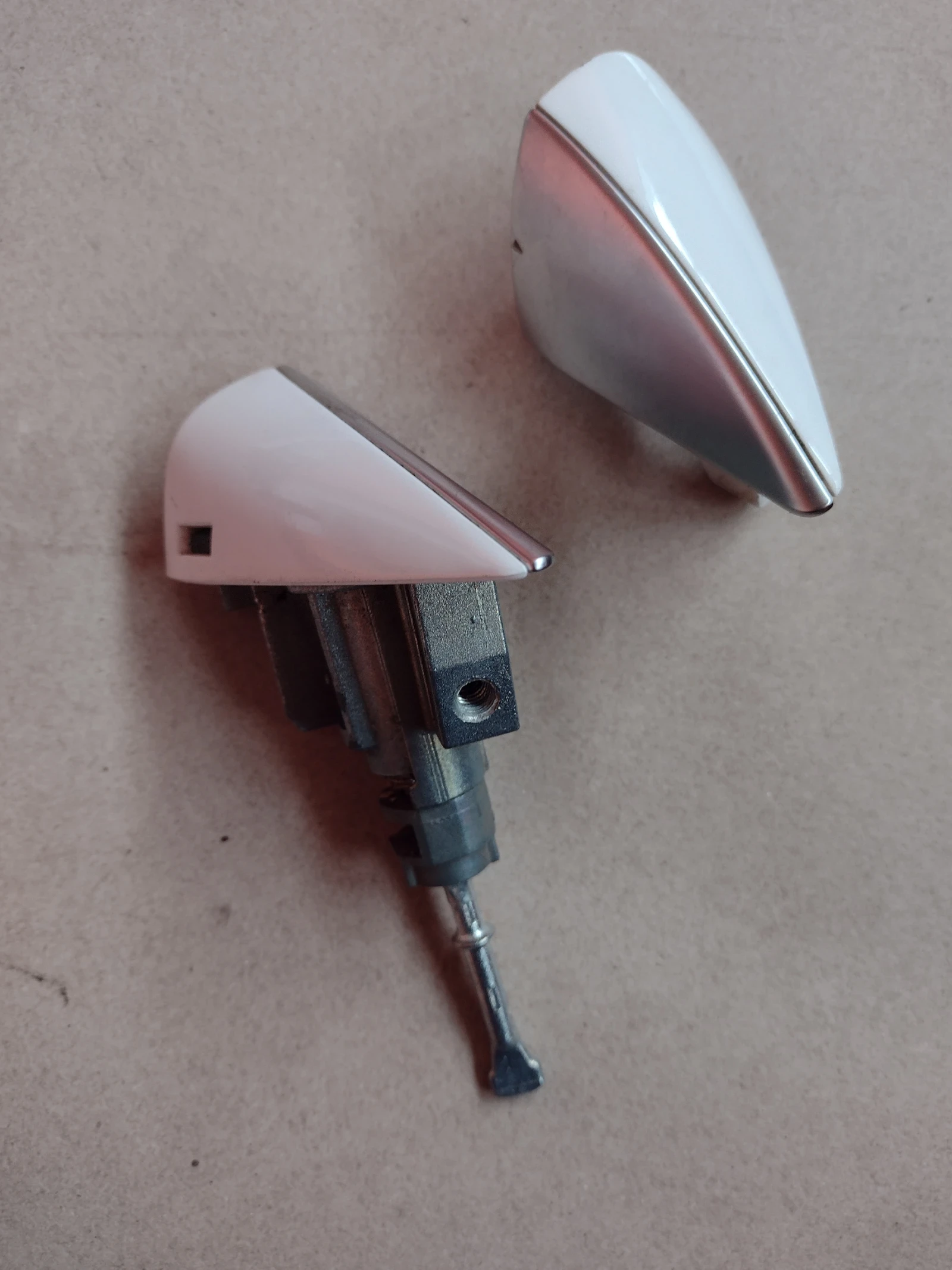     HYUNDAI IONIQ | Mobile.bg   4