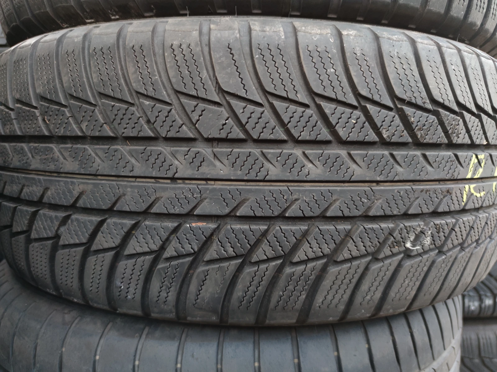  225/45R18 | Mobile.bg   4