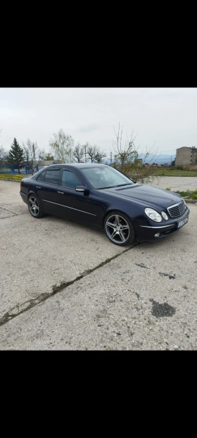 Mercedes-Benz E 320 320 - 10500 USD - 13367655 2