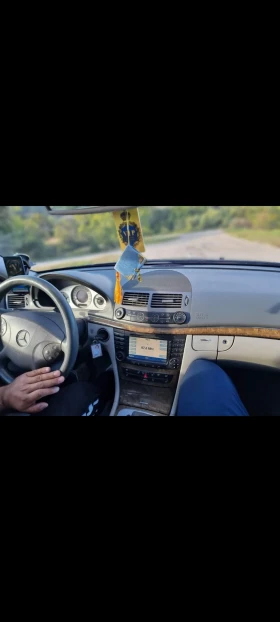 Mercedes-Benz E 320 320 - 10500 USD - 13367655 8