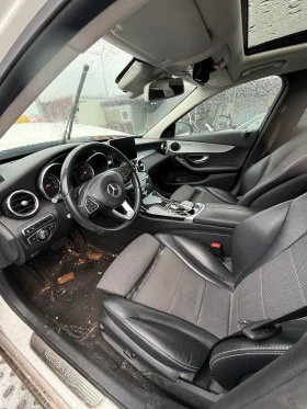 Mercedes-Benz C 200, снимка 13