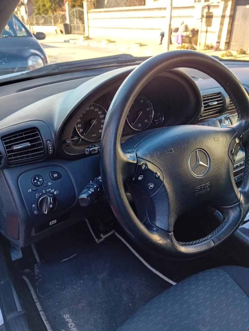 Mercedes-Benz C 220 Феислифт 646 мотор, снимка 11 - Автомобили и джипове - 47631781