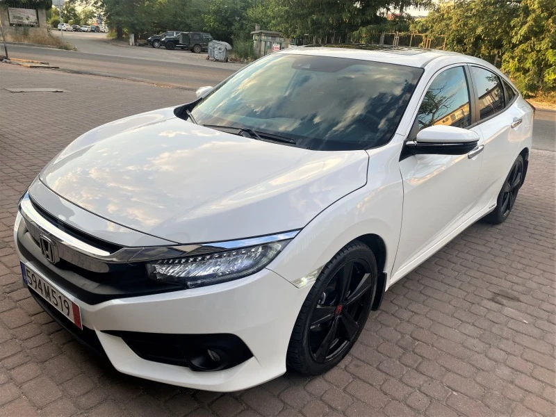 Honda Civic 1.5 turbo, CVT, TOURING, снимка 5 - Автомобили и джипове - 47499884