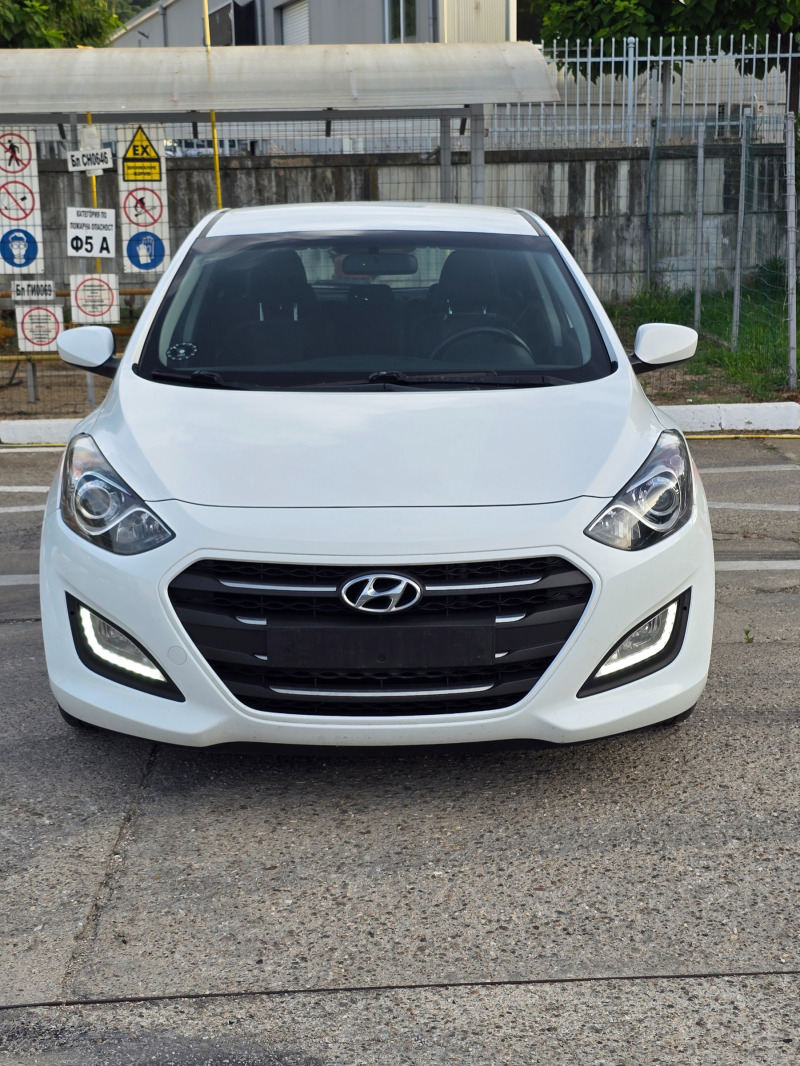 Hyundai I30 i30, снимка 1 - Автомобили и джипове - 46180801