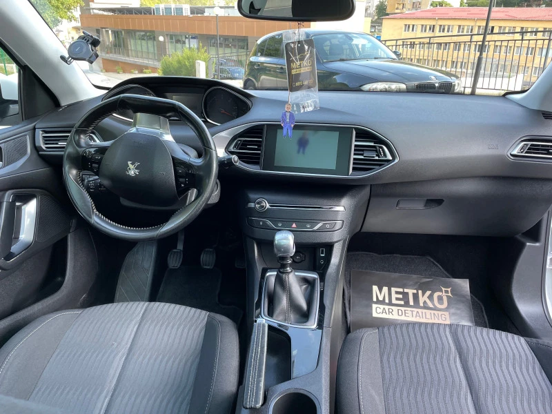 Peugeot 308 SW 1.6 blueHdi * Регистрирана* , снимка 14 - Автомобили и джипове - 46816090