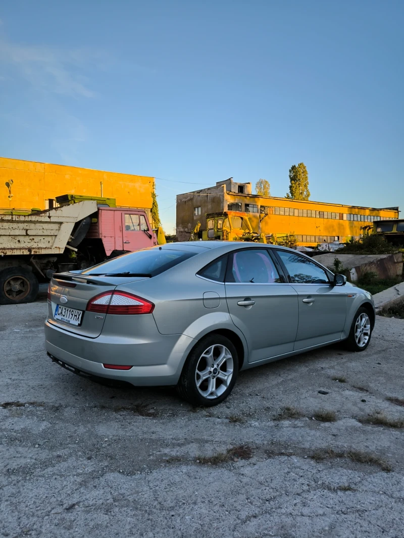 Ford Mondeo 2.0TDCI 140, снимка 8 - Автомобили и джипове - 49418463