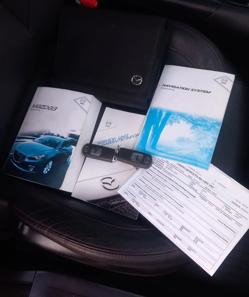 Mazda 3 2.2D-150HP EURO6, снимка 15 - Автомобили и джипове - 51267334