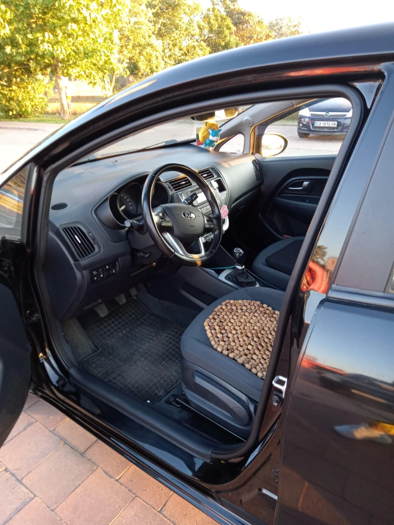 Kia Rio, снимка 8 - Автомобили и джипове - 52922542