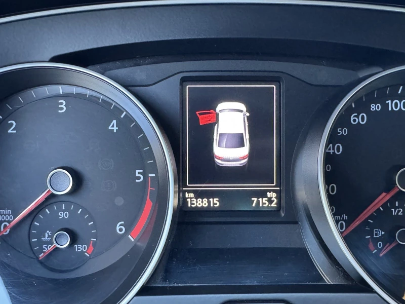 VW Passat B8 190кс 4x4, снимка 6 - Автомобили и джипове - 52017766