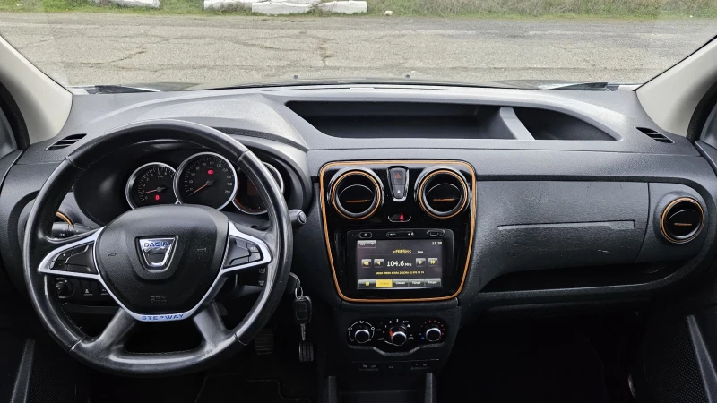 Dacia Dokker 1.5 dCi 90 к.с., снимка 9 - Автомобили и джипове - 52713111