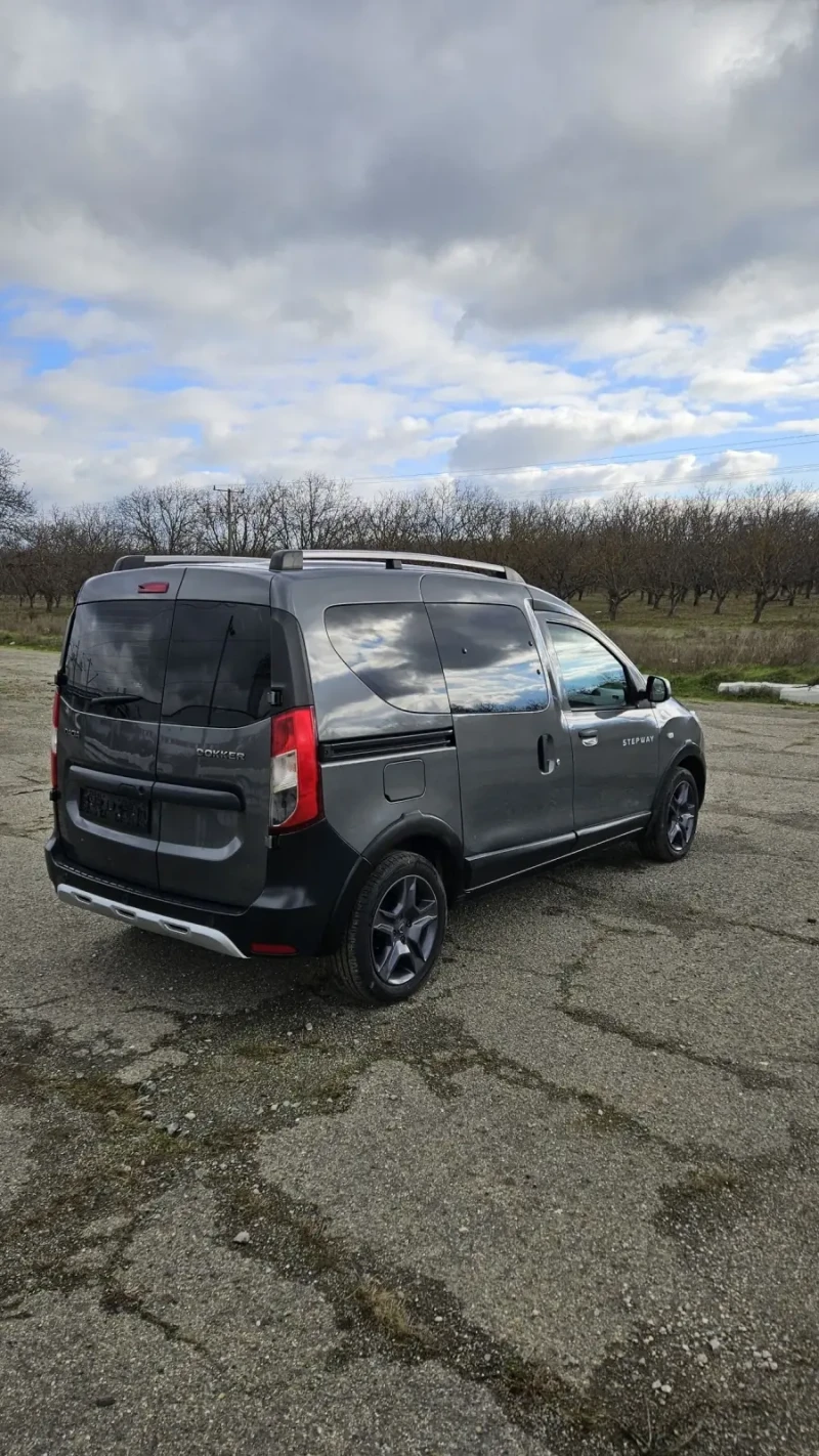 Dacia Dokker 1.5 dCi 90 к.с., снимка 4 - Автомобили и джипове - 52713111