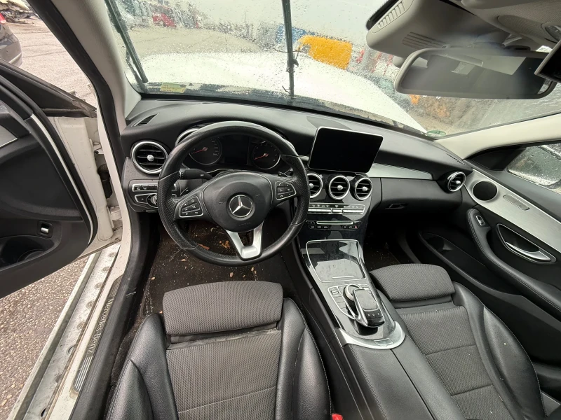 Mercedes-Benz C 200, снимка 2 - Автомобили и джипове - 53285012