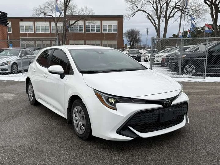 Toyota Corolla FWD l 2.0L l Fuel Saver l LDW l BSM l 4CYL - изображение 6