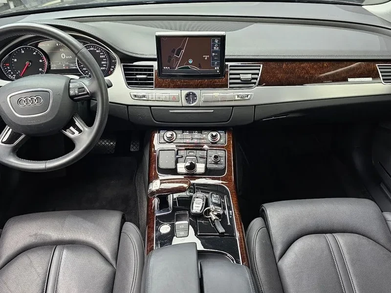 Audi A8 3.0 TDI Quattro - САМО 30% АВАНС, снимка 14 - Автомобили и джипове - 55707665